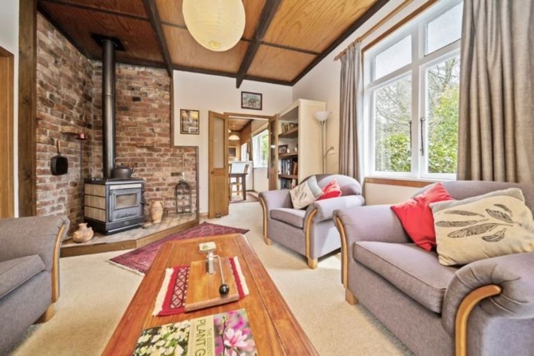 Photo of property in 562 Carrington Road, Hurworth, New Plymouth, 4371