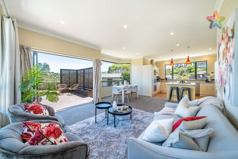 Photo of property in 109 Cypress Drive, Maungaraki, Lower Hutt, 5010