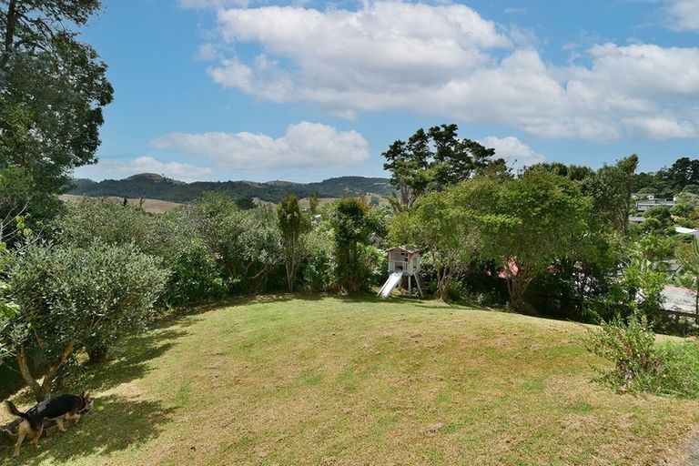 Photo of property in 39 Hillcrest Road, Hatfields Beach, Orewa, 0931