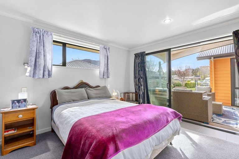 Photo of property in 35 Charles Court, Lake Hawea, Wanaka, 9382