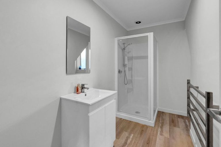 Photo of property in 9 Bronte Place, Whalers Gate, New Plymouth, 4310