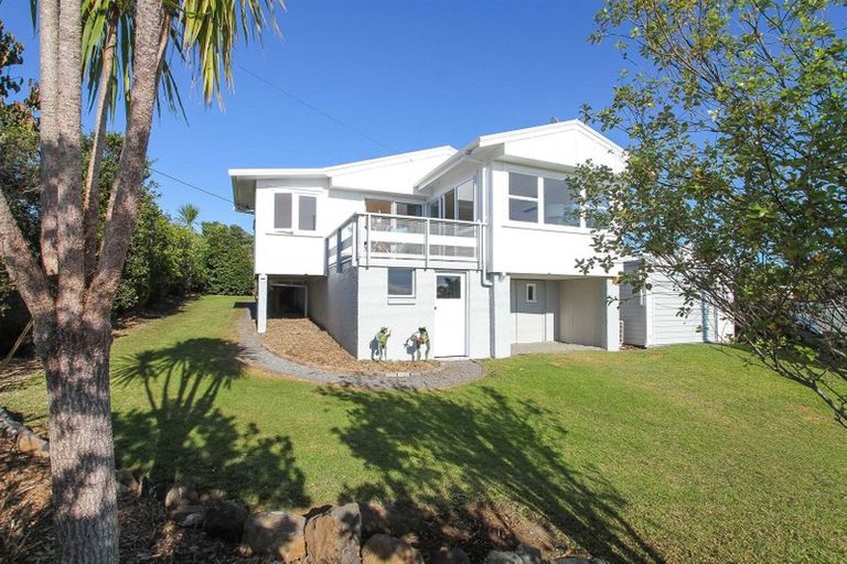 Photo of property in 27 Sergeant Road, Awhitu, Waiuku, 2684