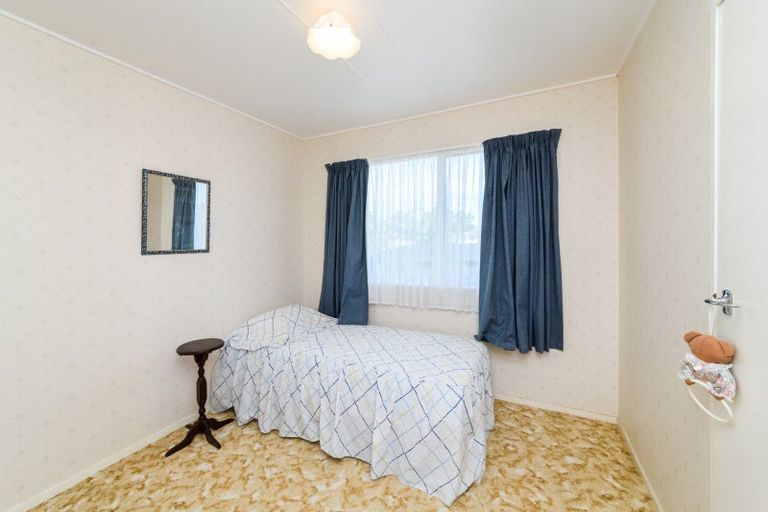 Photo of property in 32 Leander Place, Milson, Palmerston North, 4414