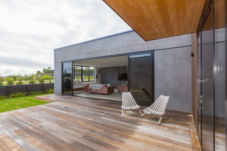 Photo of property in 3 Kotare Drive, Coopers Beach, 0420