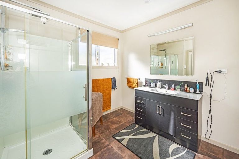 Photo of property in 74 Bledisloe Street, Kurow, 9435