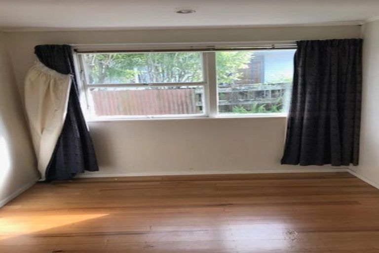 Photo of property in 67 Sycamore Drive, Sunnynook, Auckland, 0620