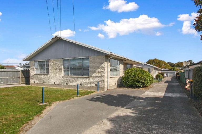 Photo of property in 2/11 Sylvan Street, Hillmorton, Christchurch, 8024