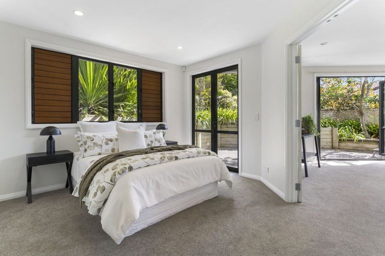 Photo of property in 1/164 Aberdeen Road, Campbells Bay, Auckland, 0620