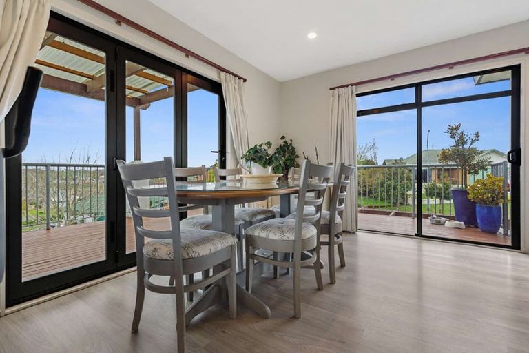 Photo of property in 4 Prospect Place, Western Heights, Hamilton, 3200