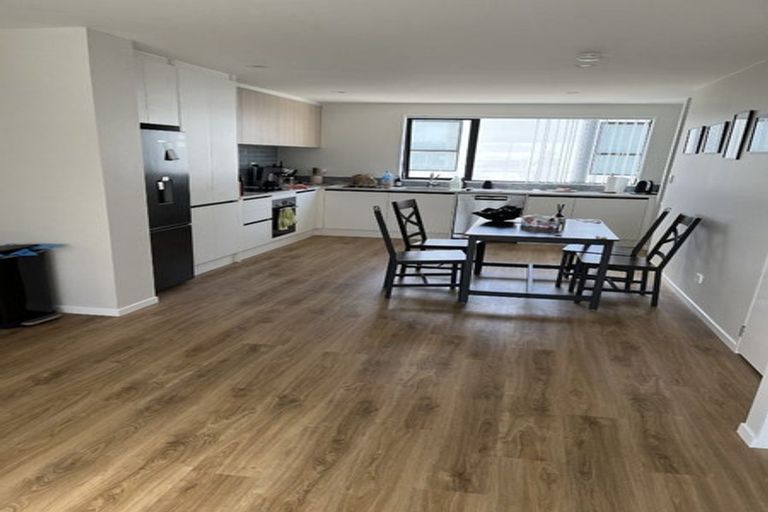 Photo of property in 2 Hinonga Loop, Silverdale, 0932