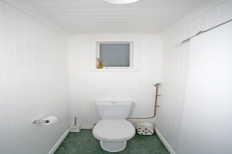 Photo of property in 139 Newcastle Street, Windsor, Invercargill, 9810