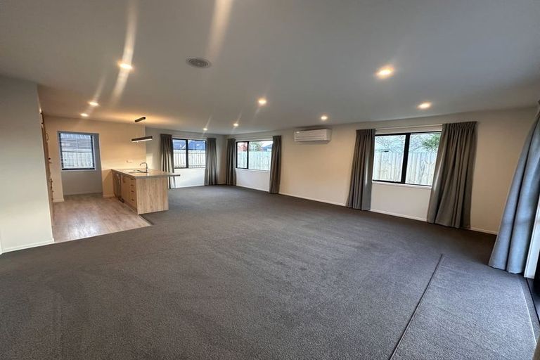 Photo of property in 5 Selfe Crescent, Burwood, Christchurch, 8083