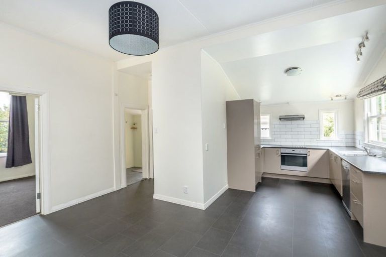 Photo of property in 6 Hayward Street, Featherston, 5710