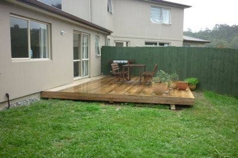 Photo of property in 24 George Deane Place, Greenhithe, Auckland, 0632