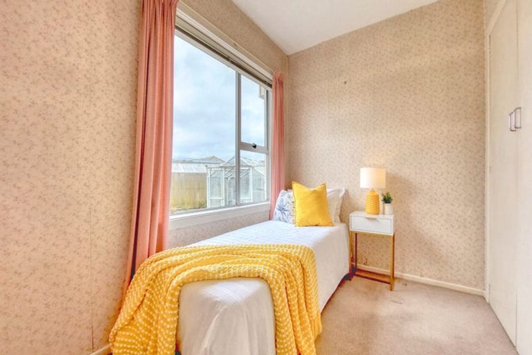 Photo of property in 60 Hargood Street, Woolston, Christchurch, 8062