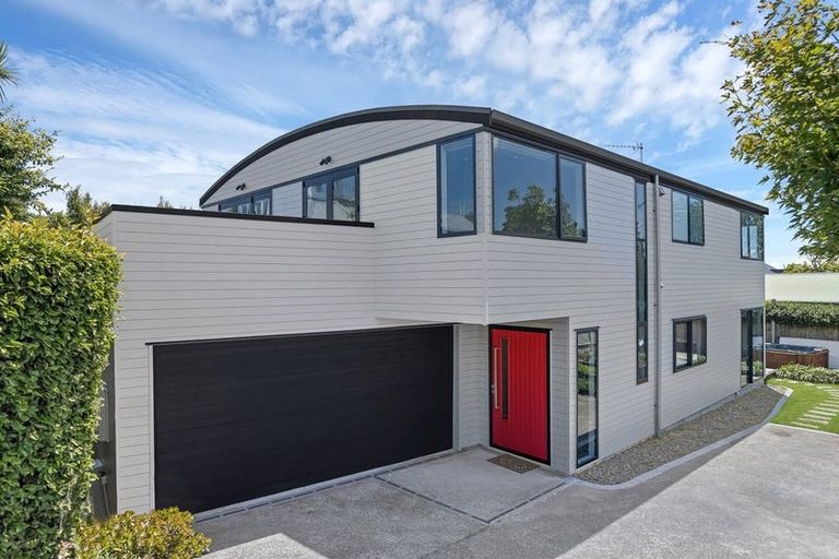 Photo of property in 124a Calliope Road, Stanley Point, Auckland, 0624