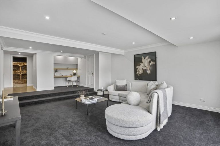 Photo of property in 253 St Heliers Road, Saint Heliers, Auckland, 1071