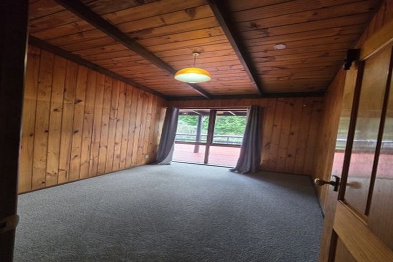 Photo of property in 694 Whitemans Valley Road, Whitemans Valley, Upper Hutt, 5371