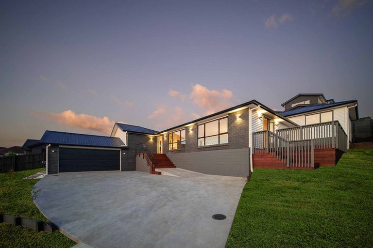 Photo of property in 116 Lisle Farm Drive, Pukekohe, 2120