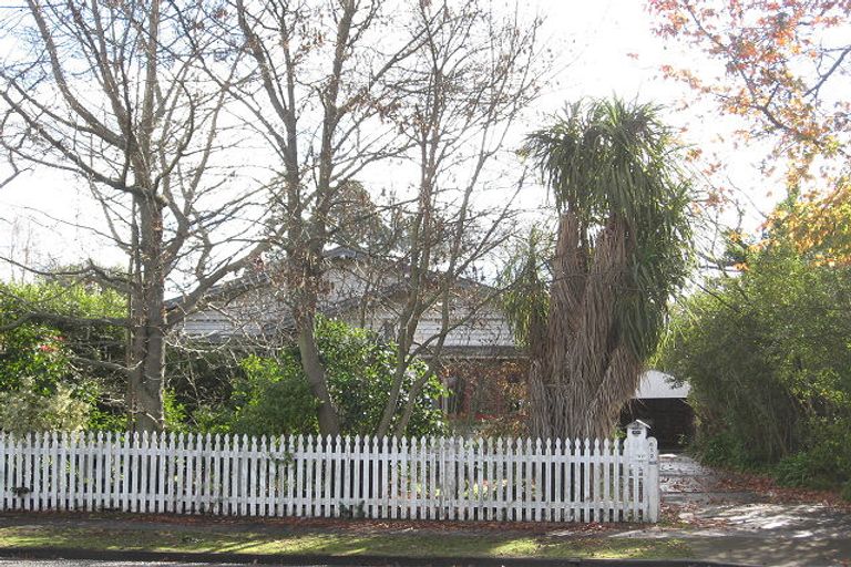 Photo of property in 612 Nelson Street North, Hastings, 4122