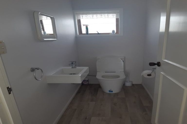 Photo of property in 5/772 Beach Road, Browns Bay, Auckland, 0630