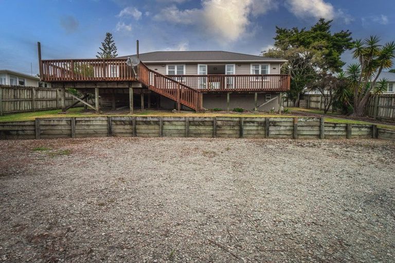 Photo of property in 17 Boswell Street, Kawakawa, 0210