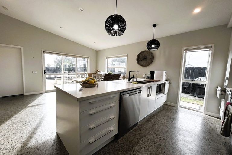 Photo of property in 29 Spinifex Street, Papamoa Beach, Papamoa, 3118
