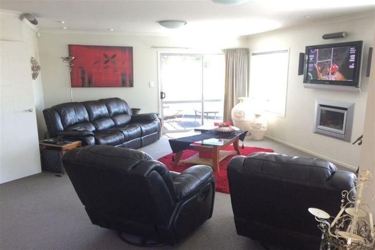 Photo of property in 11 Azores Way, Welcome Bay, Tauranga, 3112