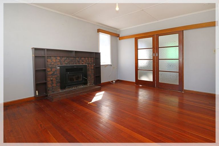 Photo of property in 3 Jenks Street, Foxton, 4814