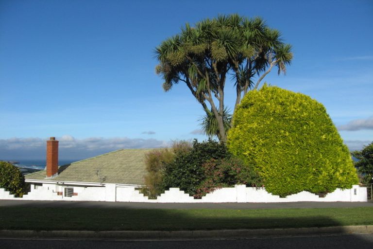 Photo of property in 19 Seaview Terrace, Kew, Dunedin, 9012