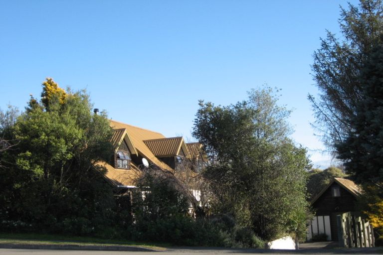 Photo of property in 12 Duart Road, Havelock North, 4130