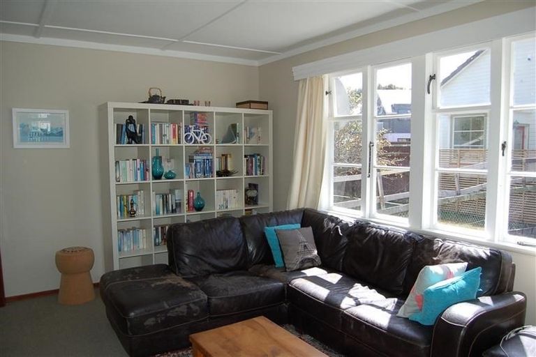 Photo of property in 55 Waddington Drive, Naenae, Lower Hutt, 5011