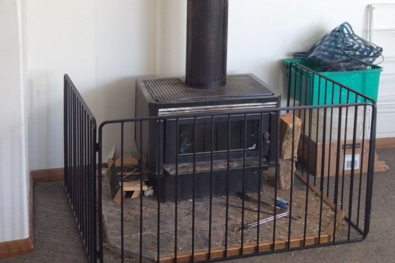 Photo of property in 17 Matai Street, Edgecumbe, 3120