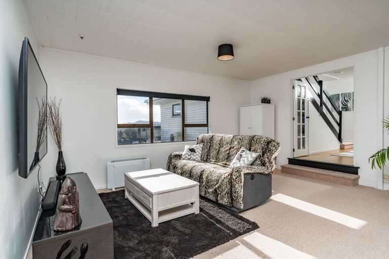 Photo of property in 5 Raurimu Avenue, Onerahi, Whangarei, 0110