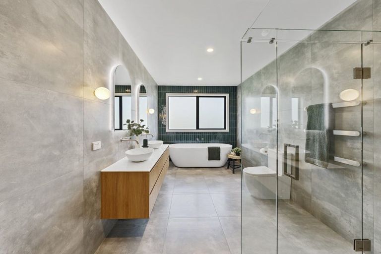 Photo of property in 58 Kidd Road, Waiuku, 2682