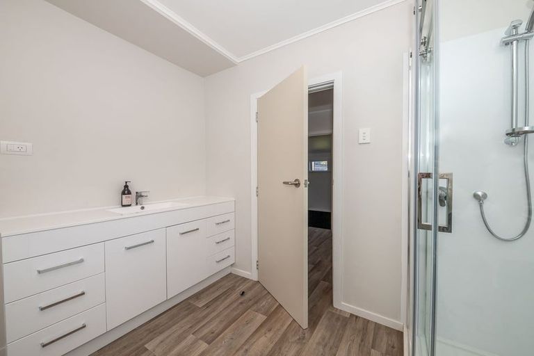 Photo of property in 2 Shelswell Street, Westport, 7825