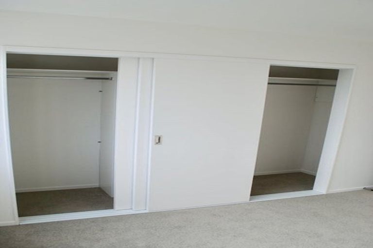 Photo of property in 5 Kaman Seasprite Road, Hobsonville, Auckland, 0616