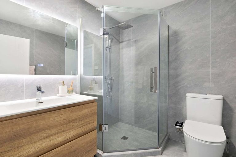 Photo of property in 25 Paina Crescent, Massey, Auckland, 0614