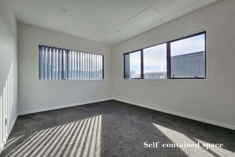 Photo of property in 23 Fredrick Hanson Road, Papakura, 2110