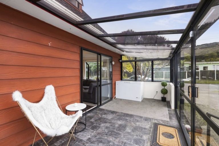 Photo of property in 37a Bledisloe Crescent, Wainuiomata, Lower Hutt, 5014