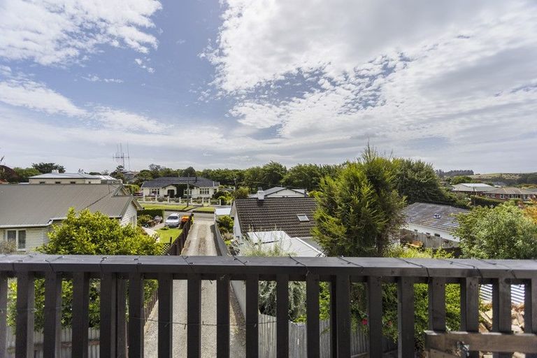 Photo of property in 15 Lune Street, South Hill, Oamaru, 9400