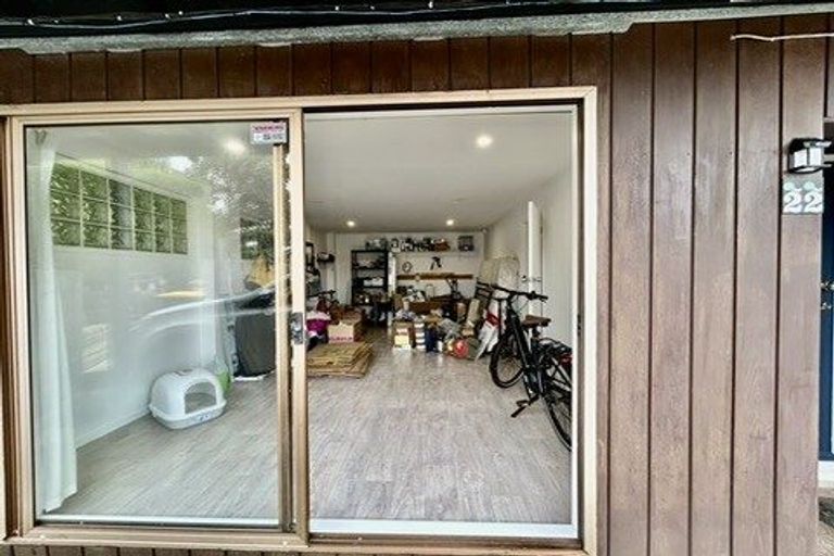 Photo of property in 22 Scotstoun Place, Glen Eden, Auckland, 0602