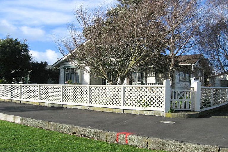 Photo of property in 13 East Street, Feilding, 4702