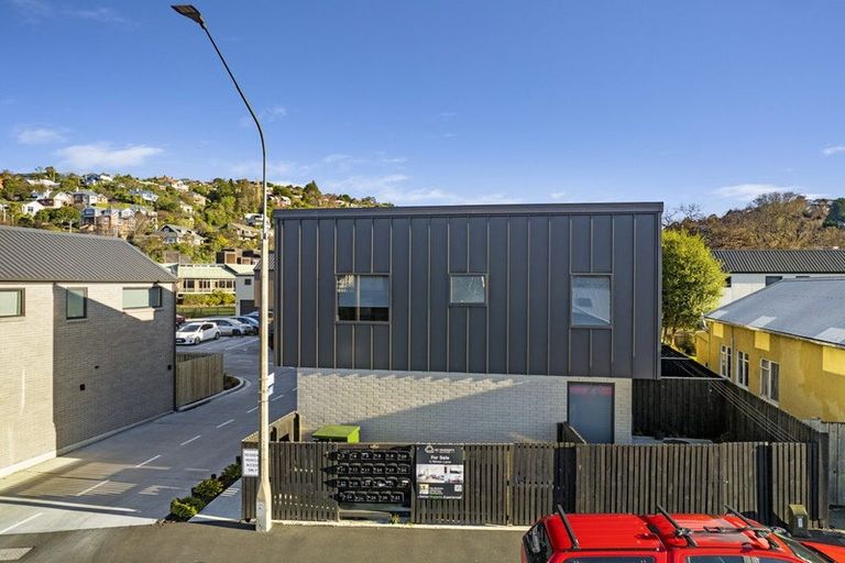 Photo of property in 2 Dallas Lane, Caversham, Dunedin, 9012