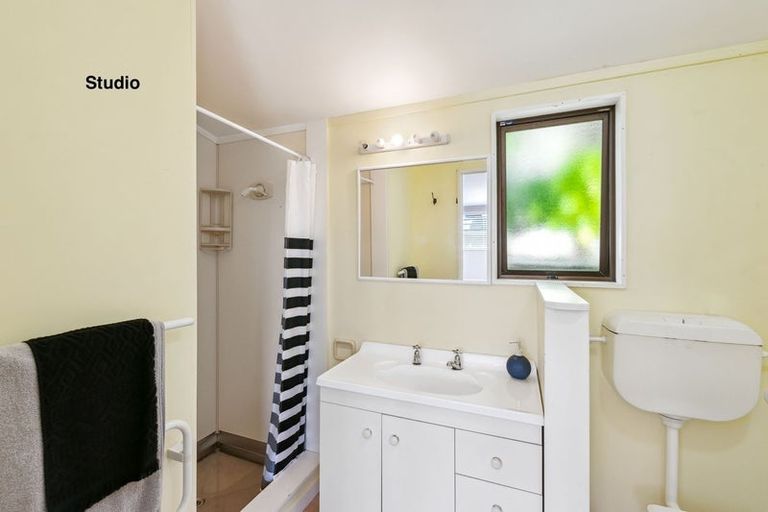 Photo of property in 38 Hicks Crescent, Waikanae Beach, Waikanae, 5036