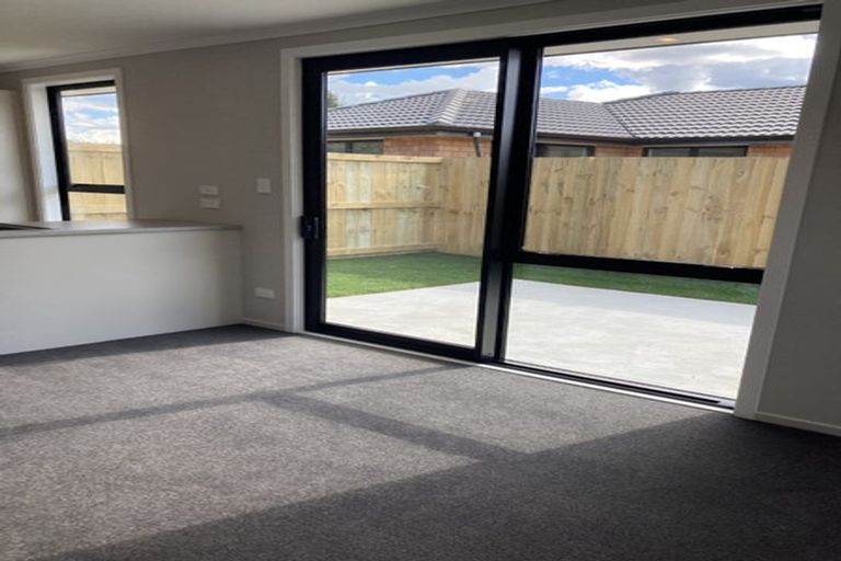 Photo of property in 2/49 Holland Road, Fairfield, Hamilton, 3214