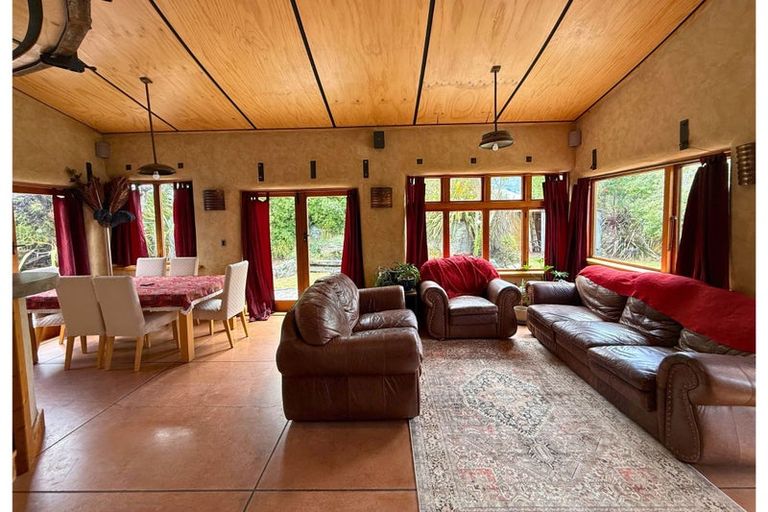 Photo of property in 80 Nichol Street, Lake Hawea, Wanaka, 9382