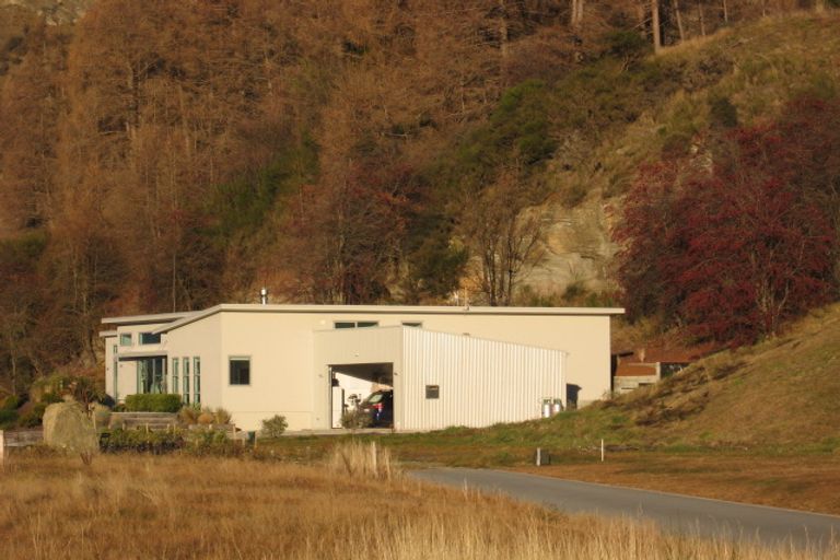 Photo of property in 29 Mathias Terrace, Arthurs Point, Queenstown, 9371