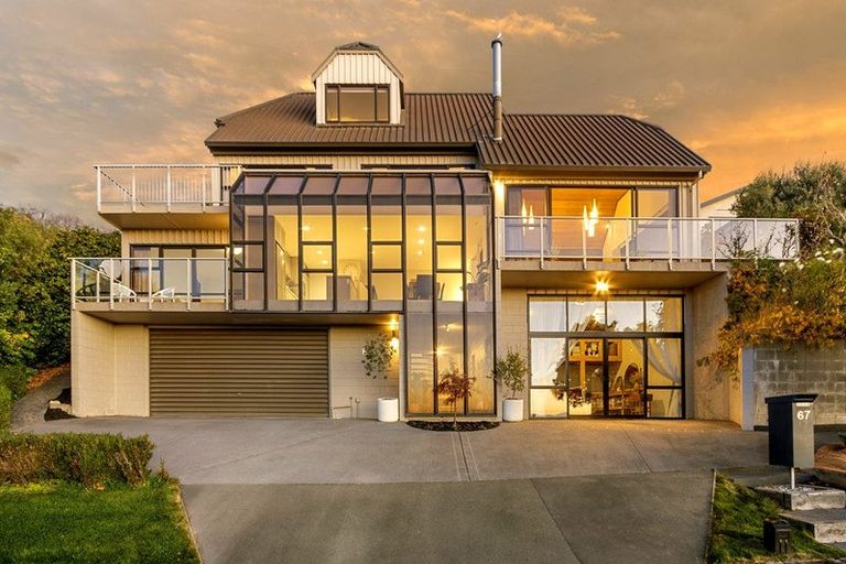 Photo of property in 67 Penruddock Rise, Westmorland, Christchurch, 8025