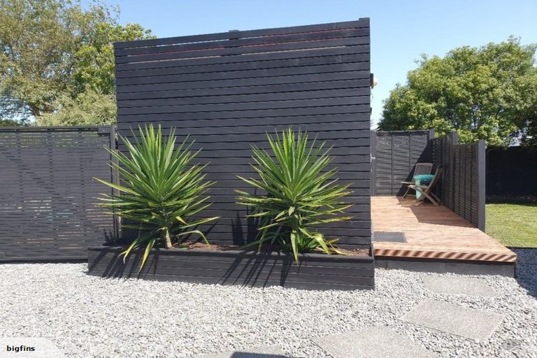 Photo of property in 76 Blue Gum Place, New Brighton, Christchurch, 8083